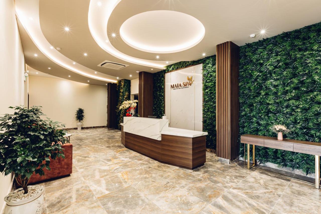 Phu Thang Grand Hotel Duc Hoa Luaran gambar